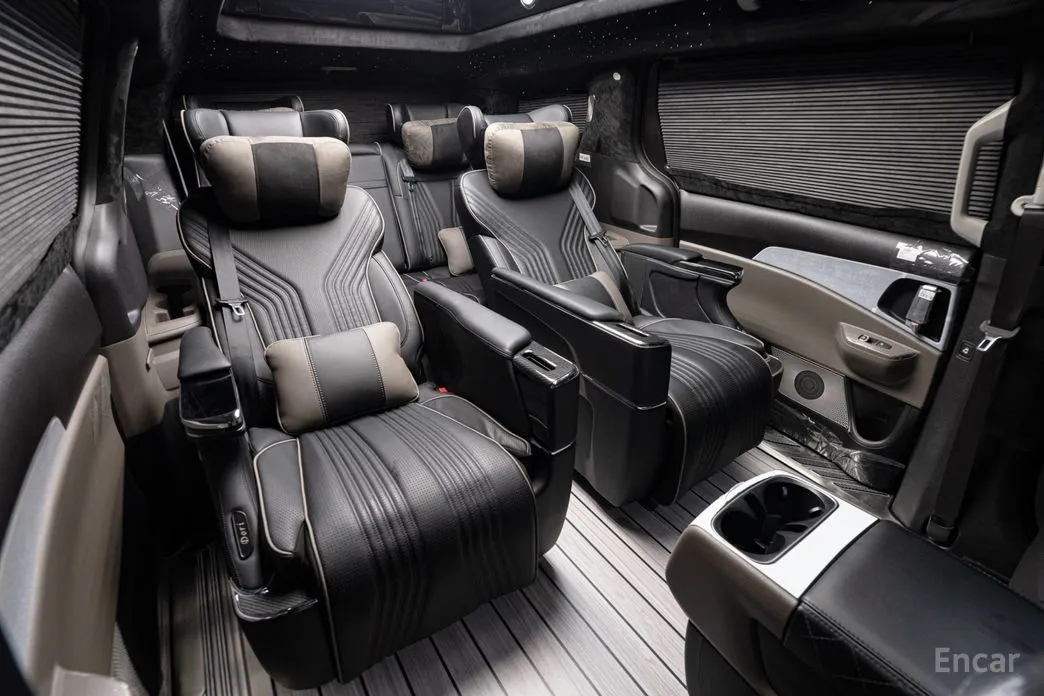 Фото 5 - Kia Carnival