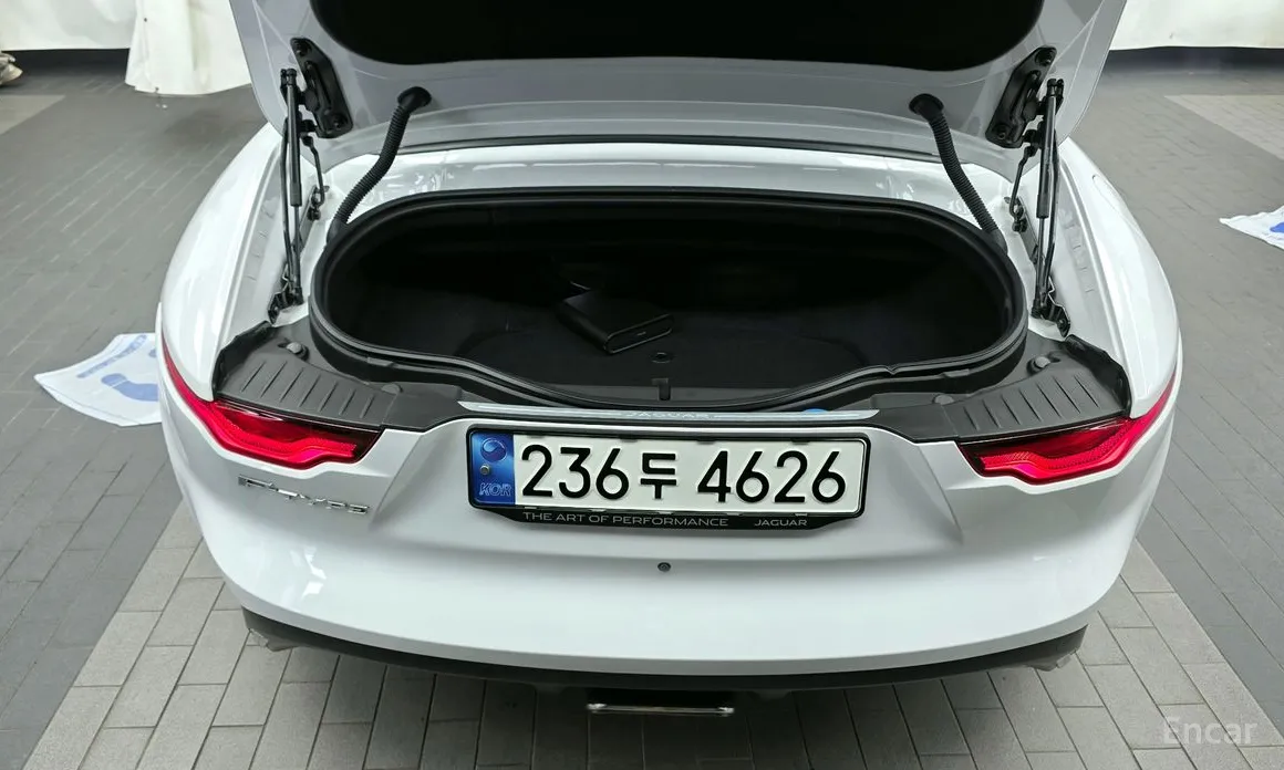 Фото 20 - Jaguar F-Type