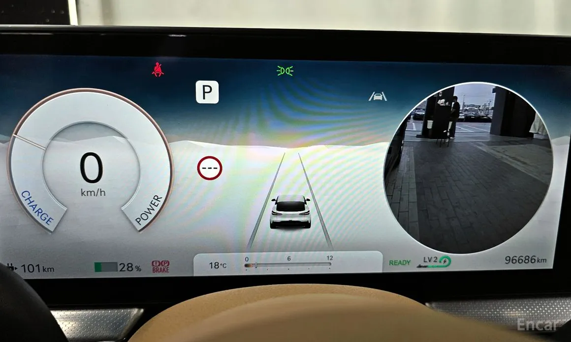 Фото 8 - Genesis GV60