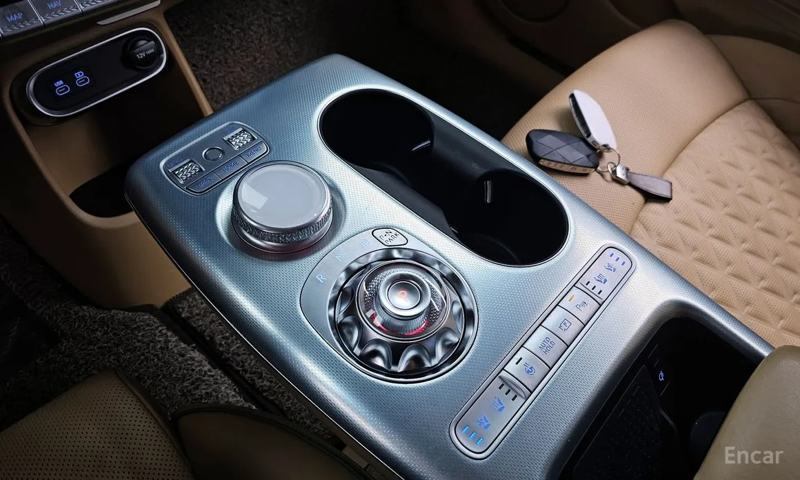 Фото 9 - Genesis GV60