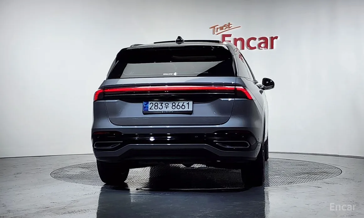 Фото 4 - Lincoln Nautilus