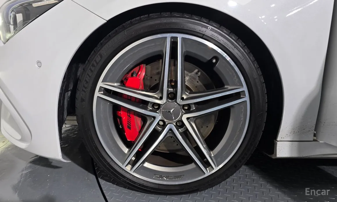 Фото 5 - Mercedes-Benz CLA-Class