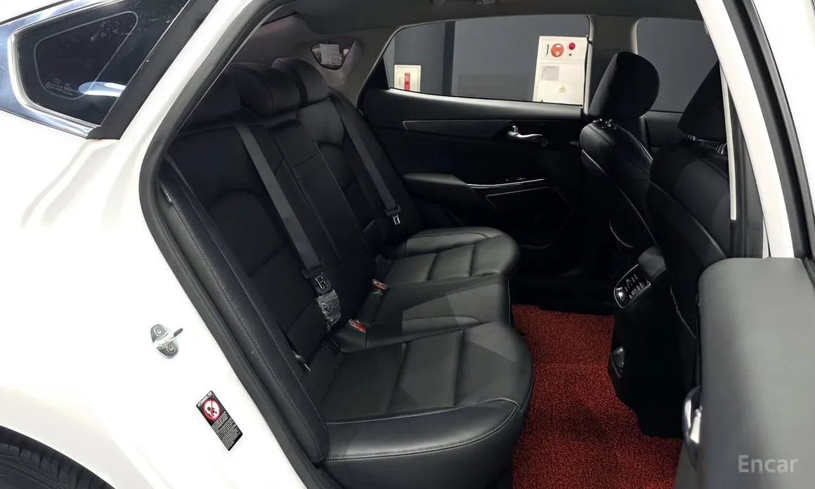 Фото 12 - Kia K7