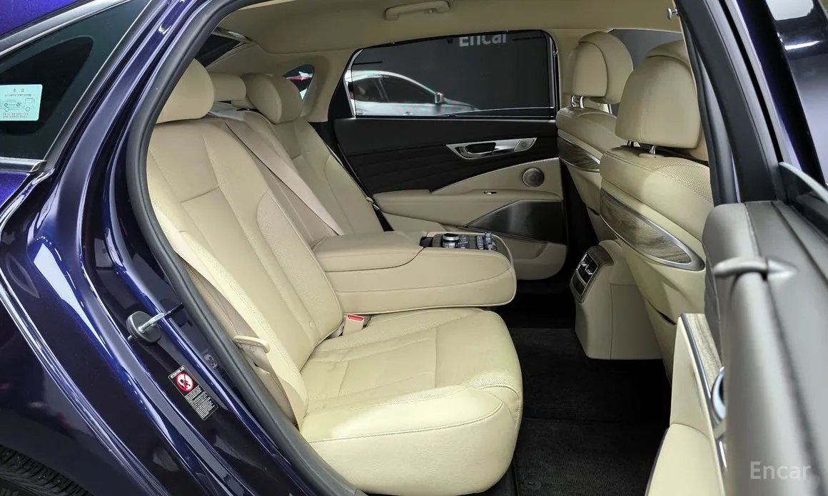 Фото 12 - Kia K9