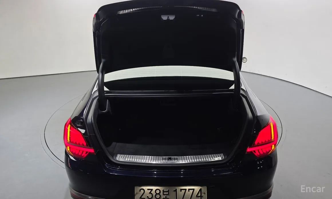 Фото 20 - Kia K9