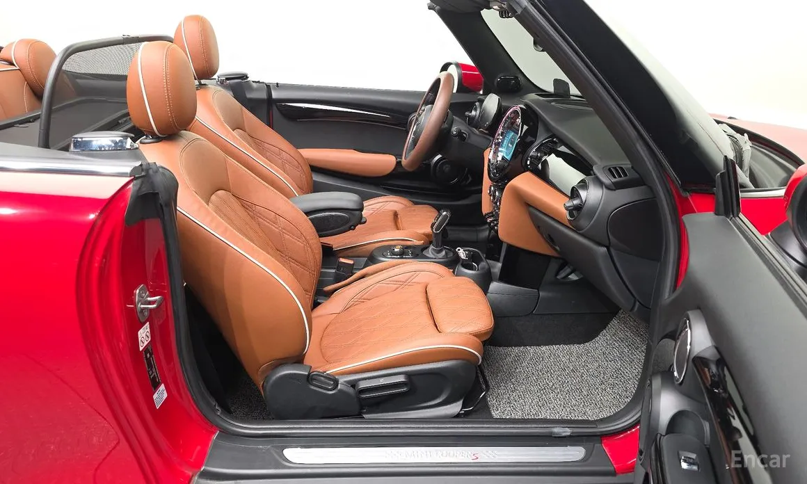 Фото 11 - Mini Cooper Convertible