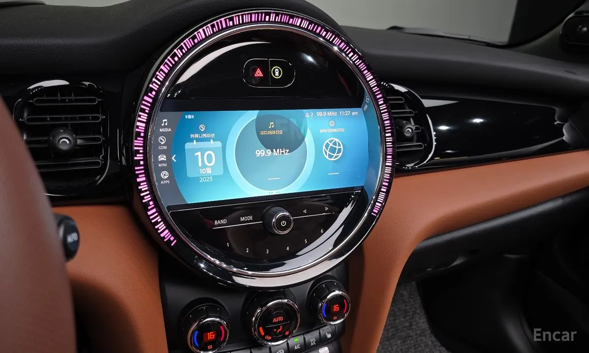 Фото 14 - Mini Cooper Convertible