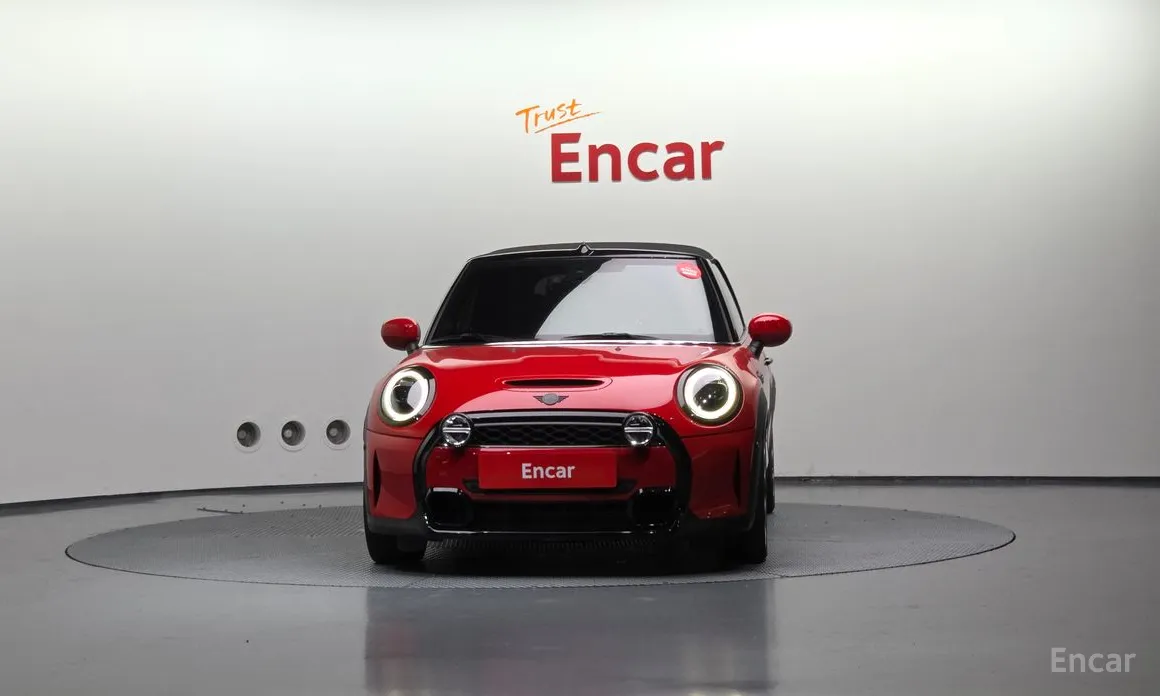 Фото 3 - Mini Cooper Convertible