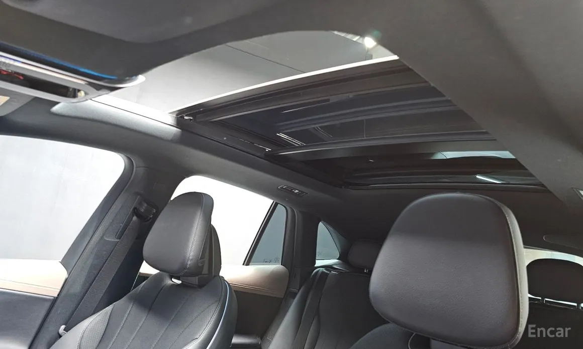 Фото 19 - Mercedes-Benz EQE