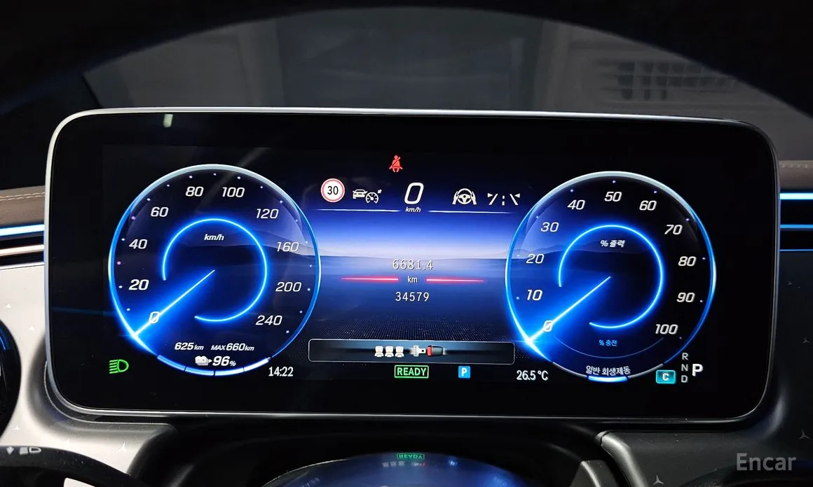 Фото 8 - Mercedes-Benz EQE