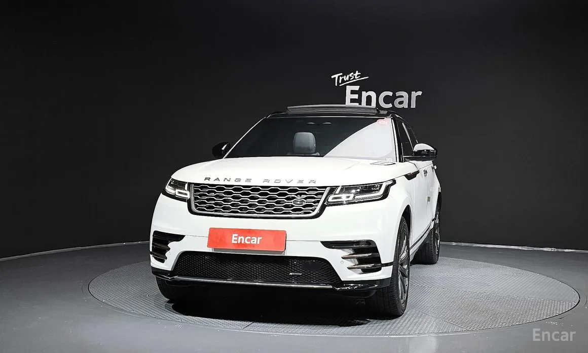 Фото 3 - Land Rover Range Rover Velar
