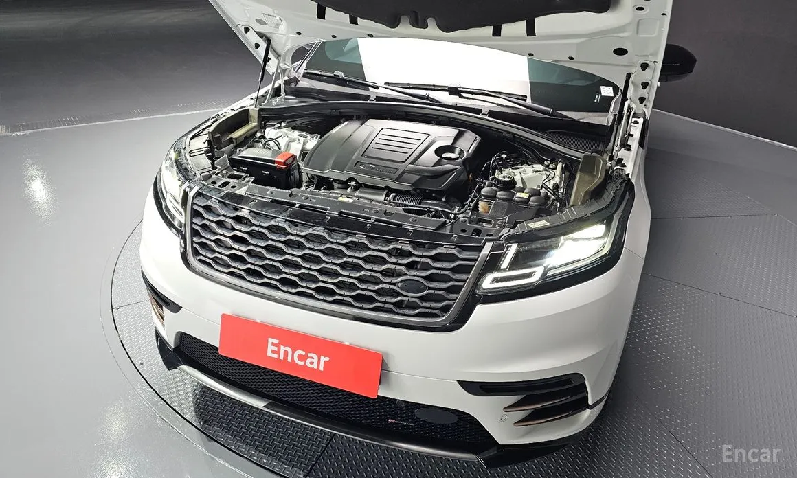 Фото 6 - Land Rover Range Rover Velar