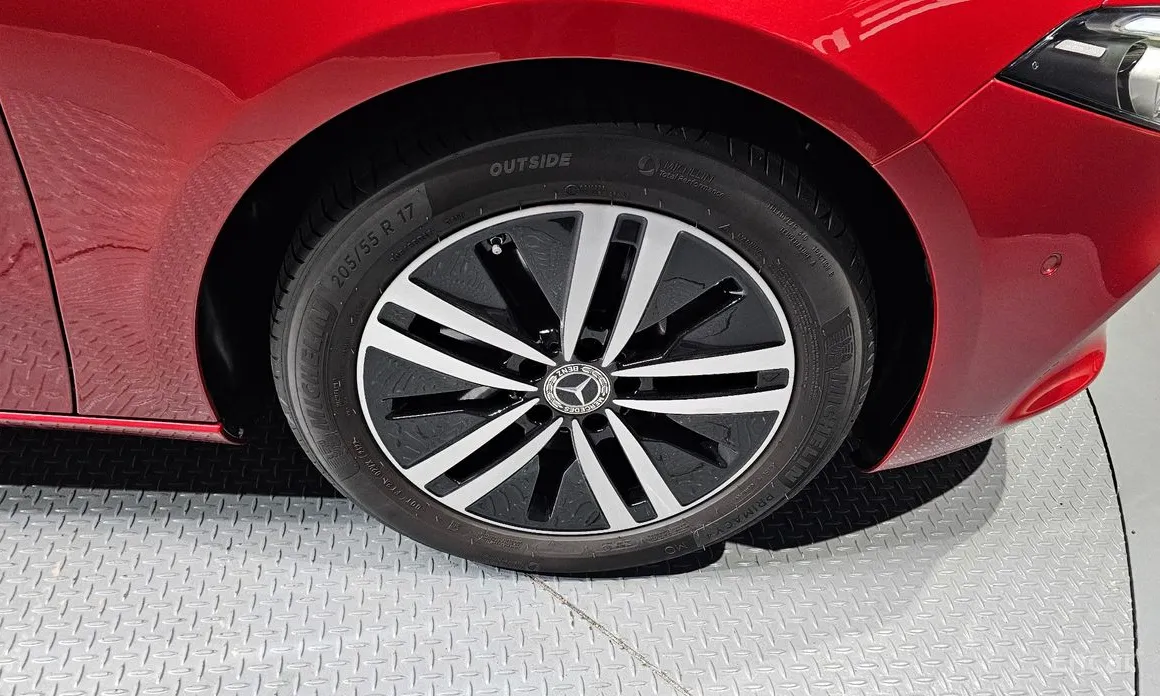 Фото 5 - Mercedes-Benz A-Class