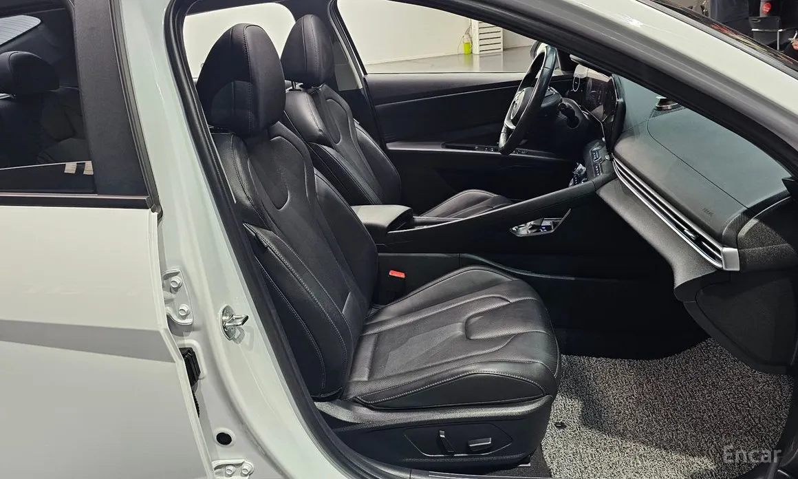 Фото 10 - Hyundai Avante