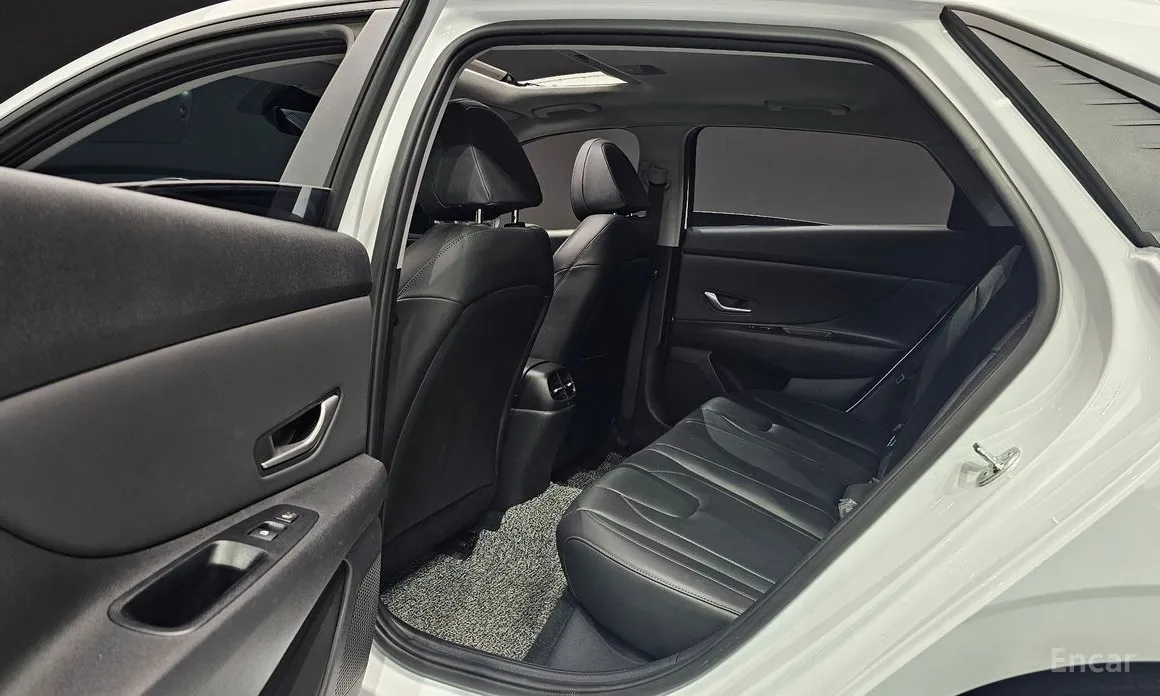 Фото 12 - Hyundai Avante