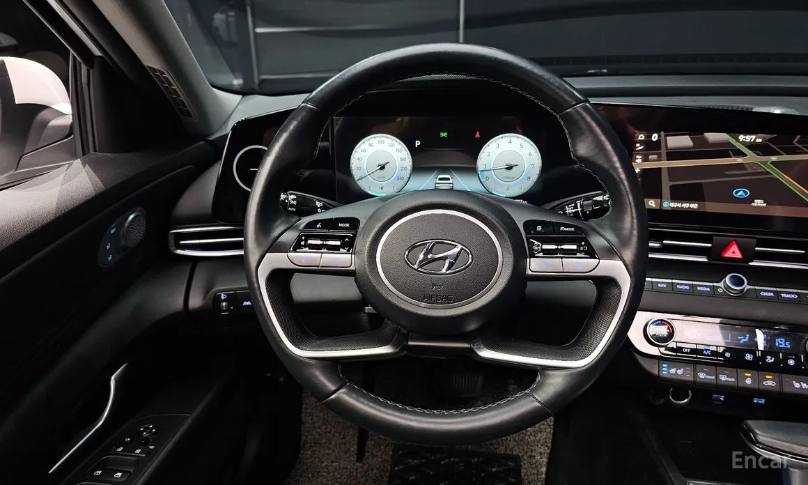 Фото 13 - Hyundai Avante