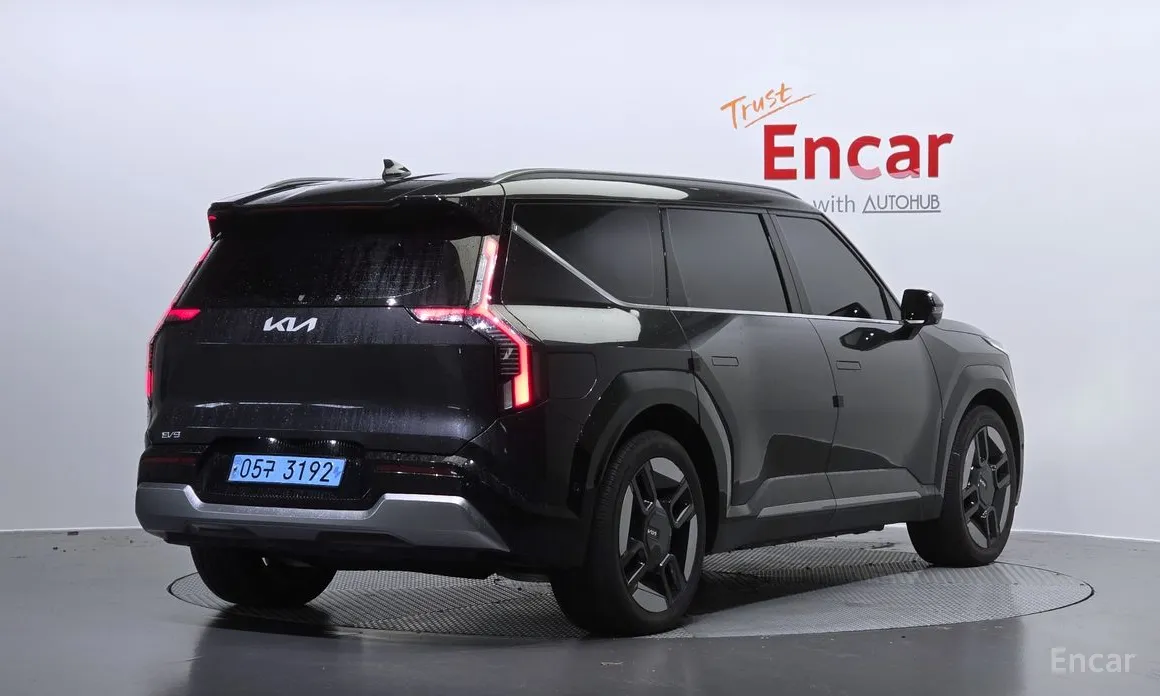 Фото 2 - Kia EV9