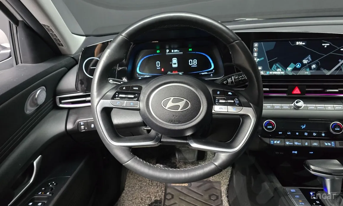 Фото 13 - Hyundai Avante