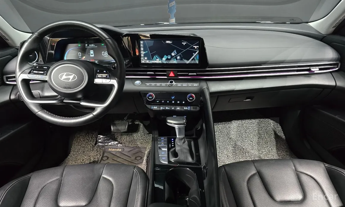 Фото 7 - Hyundai Avante