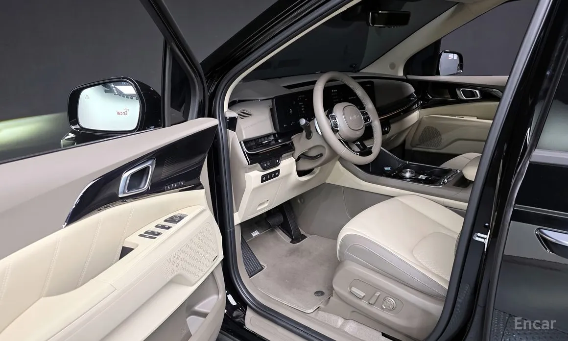 Фото 10 - Kia Carnival