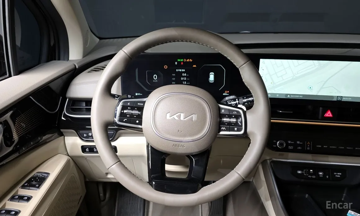 Фото 13 - Kia Carnival