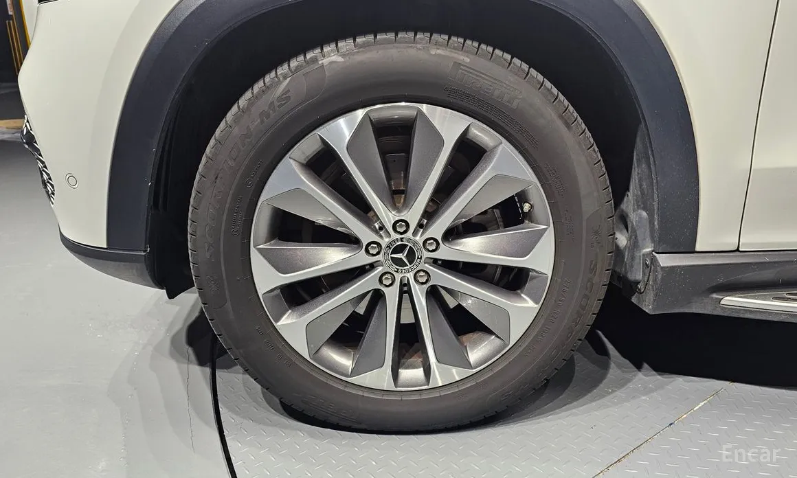 Фото 5 - Mercedes-Benz GLE-Class