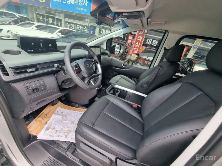 Фото 7 - Hyundai Staria