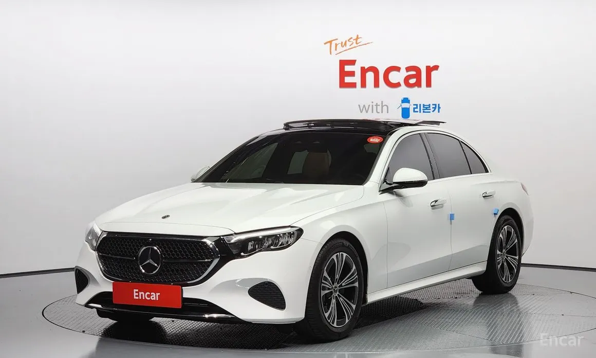 Фото 1 - Mercedes-Benz E-Class