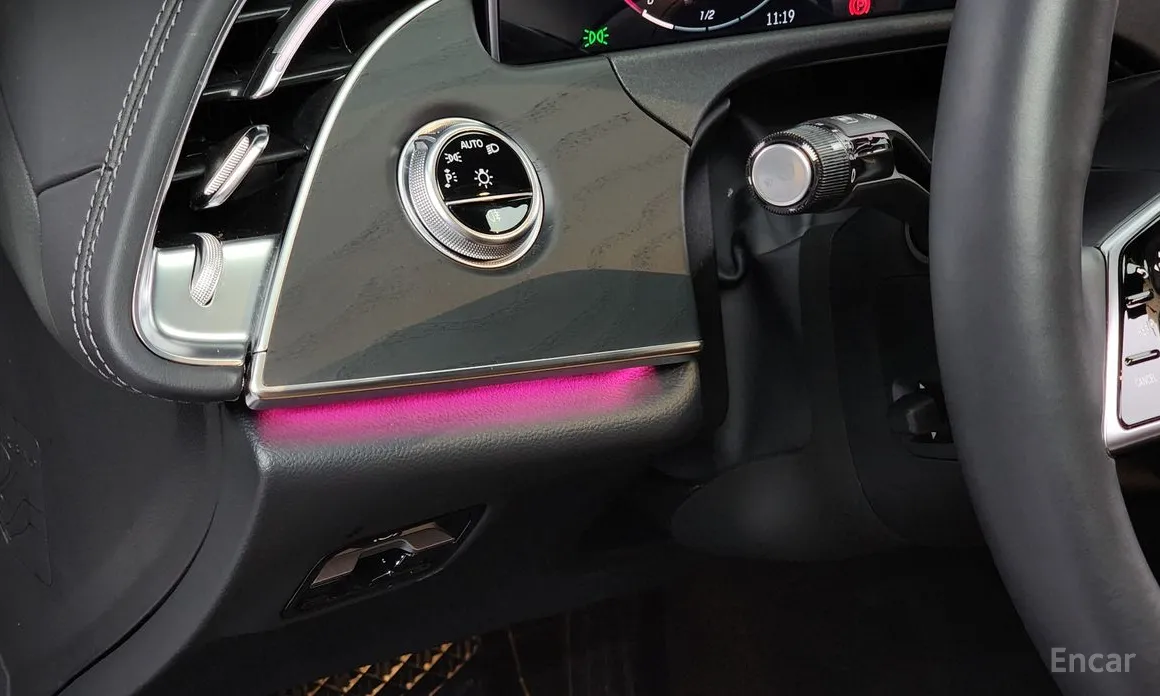 Фото 14 - Mercedes-Benz E-Class