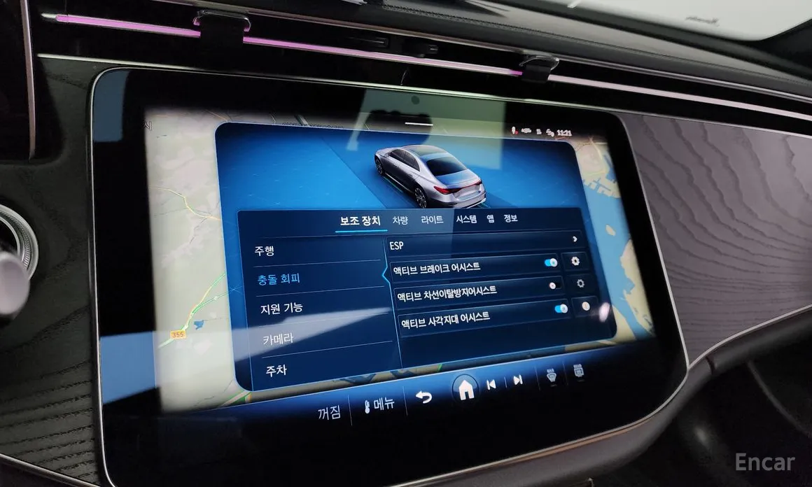 Фото 16 - Mercedes-Benz E-Class