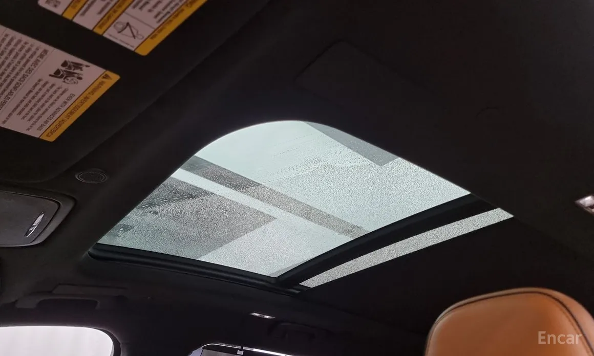 Фото 18 - Lincoln Aviator