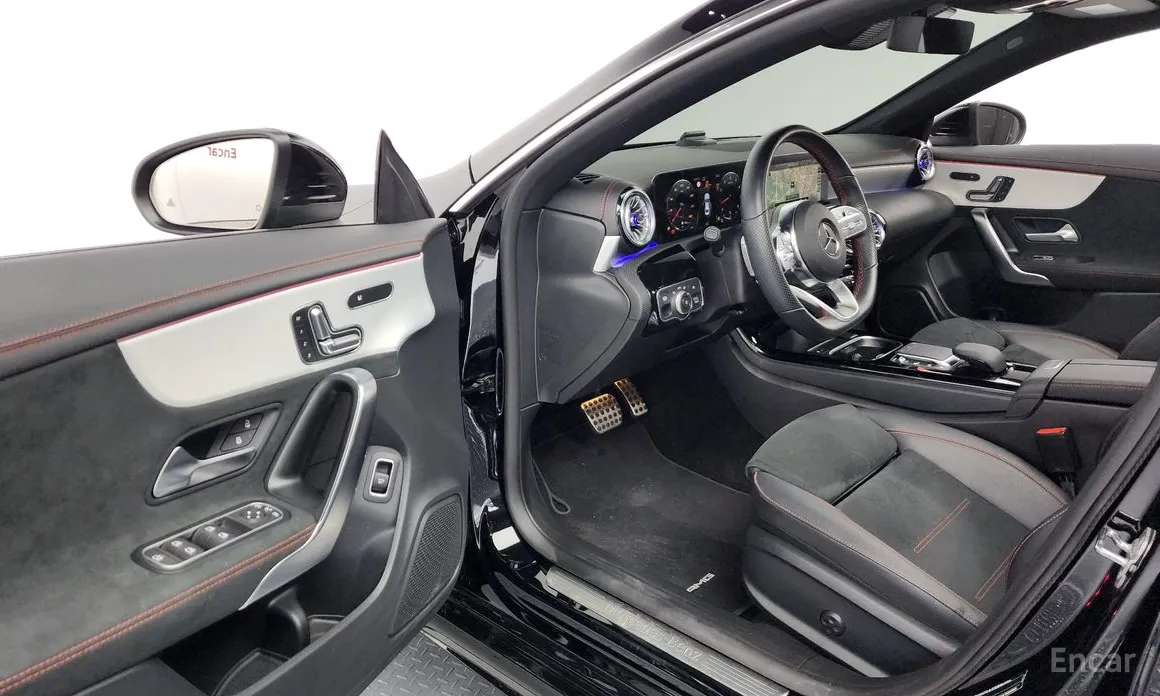 Фото 10 - Mercedes-Benz CLA-Class