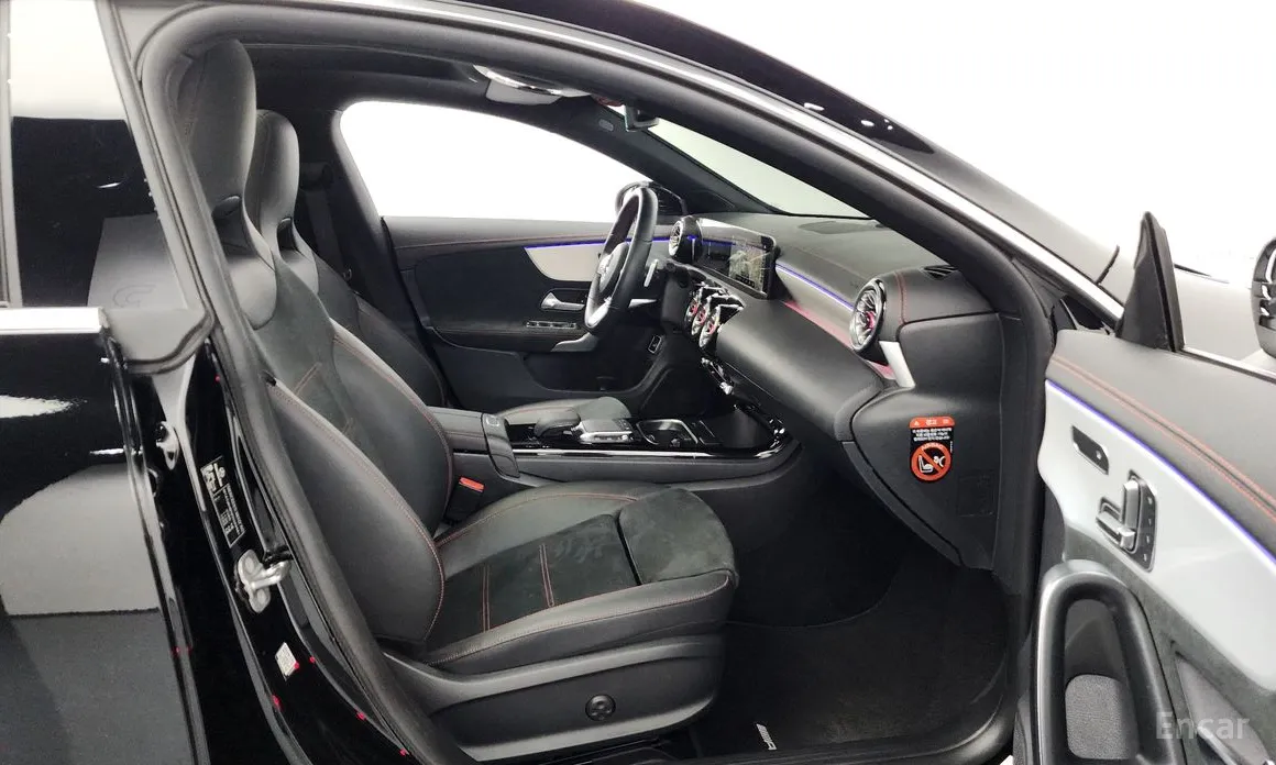 Фото 11 - Mercedes-Benz CLA-Class