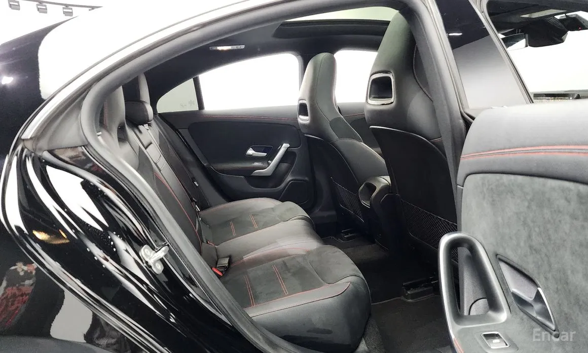 Фото 12 - Mercedes-Benz CLA-Class