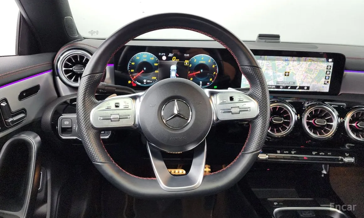 Фото 13 - Mercedes-Benz CLA-Class