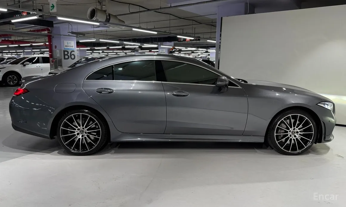 Фото 3 - Mercedes-Benz CLS-Class