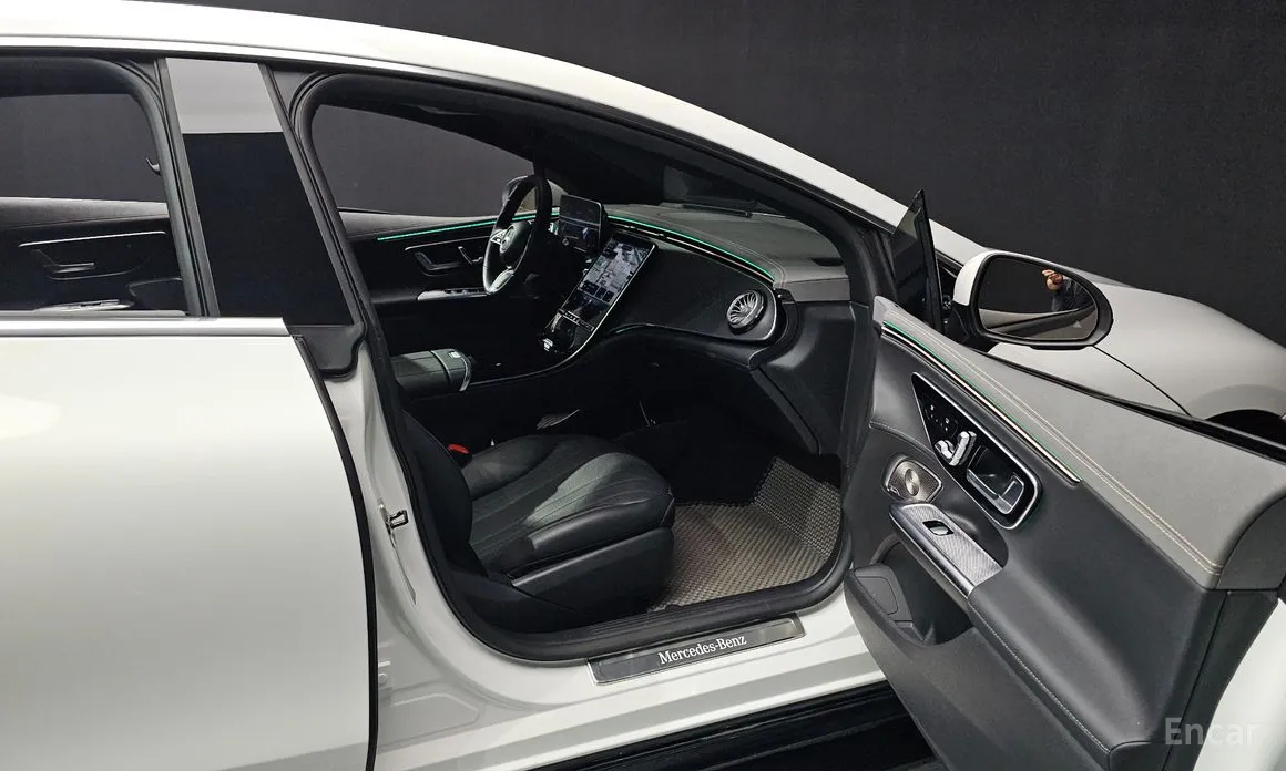 Фото 11 - Mercedes-Benz EQE