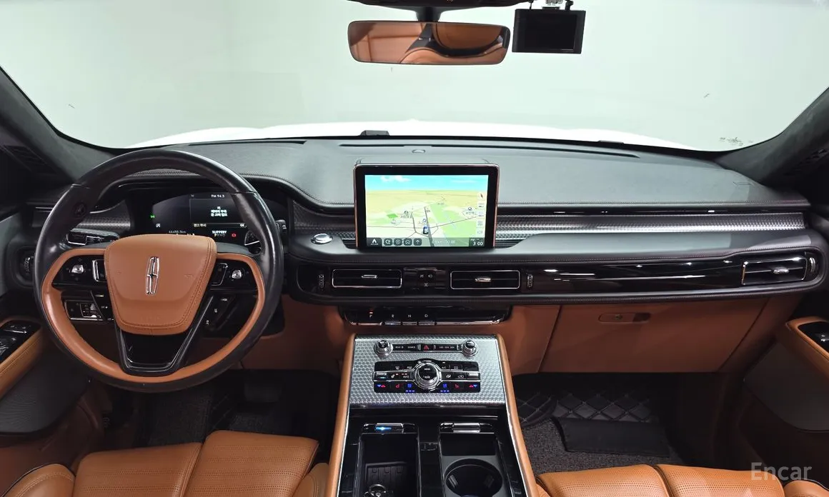 Фото 7 - Lincoln Aviator