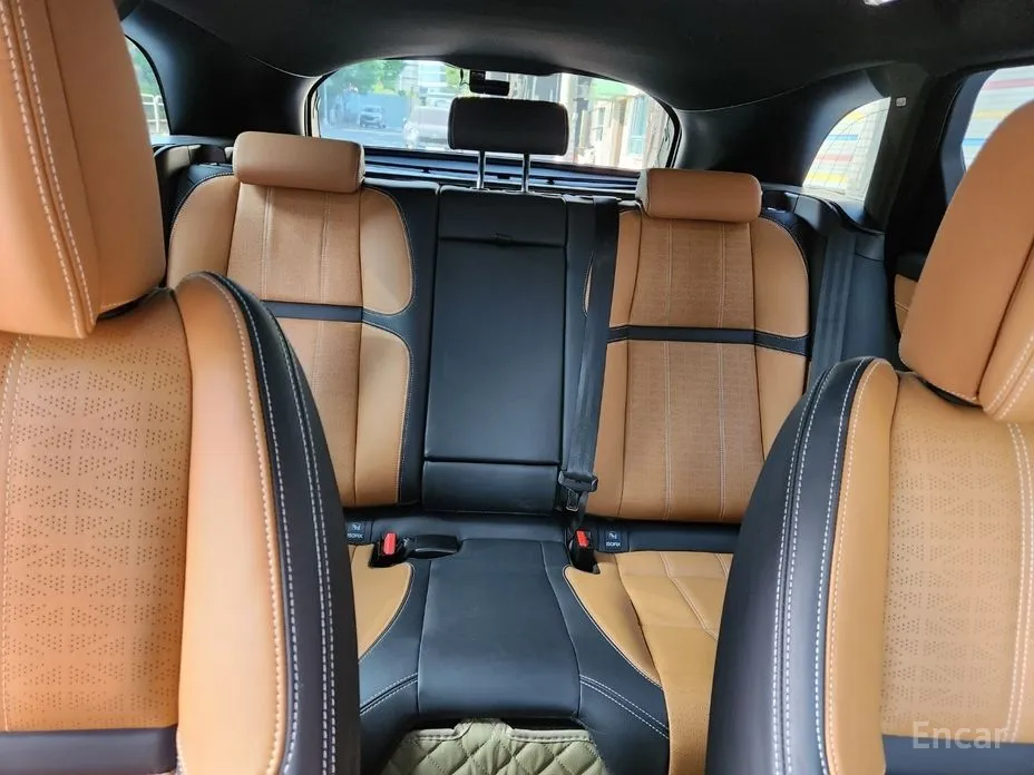 Фото 16 - Land Rover Range Rover Velar