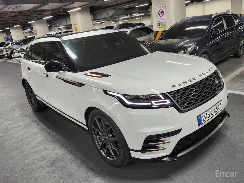Фото 18 - Land Rover Range Rover Velar
