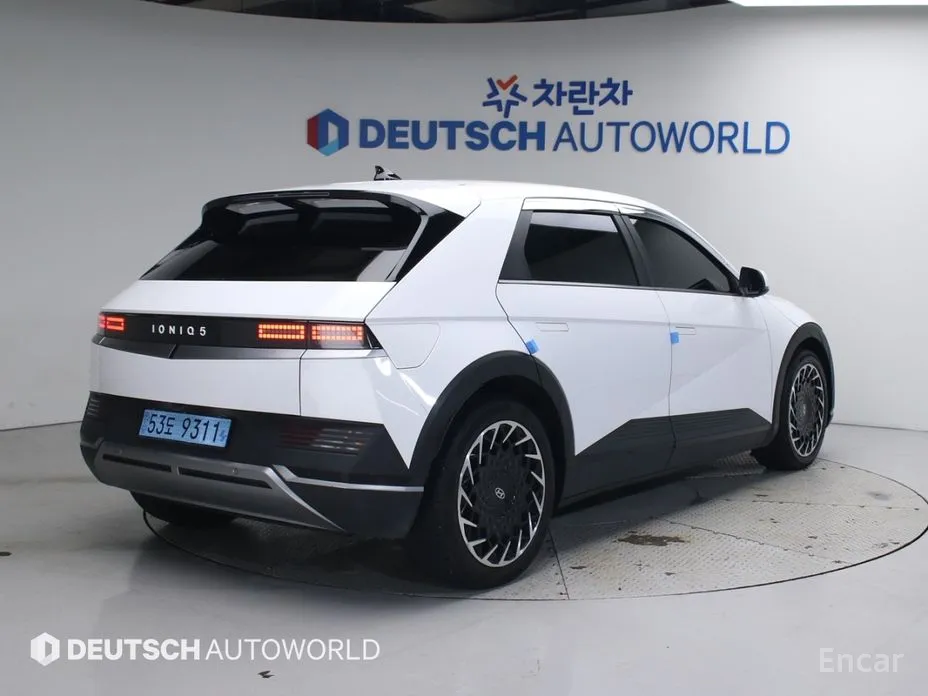 Фото 2 - Hyundai Ioniq 5