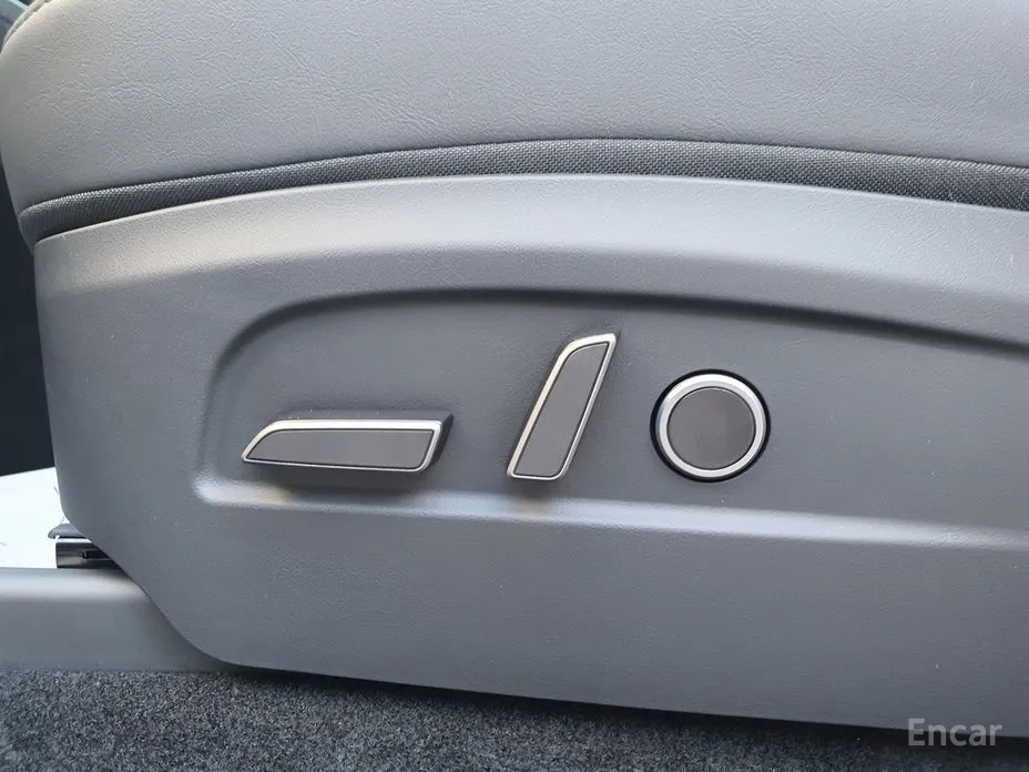 Фото 13 - Tesla Model Y