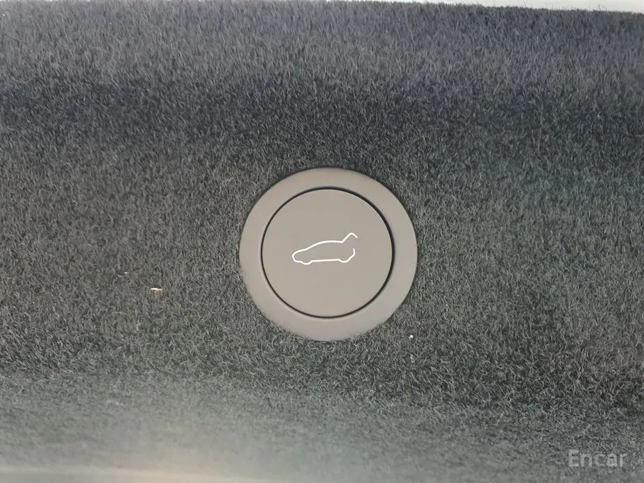 Фото 9 - Tesla Model Y