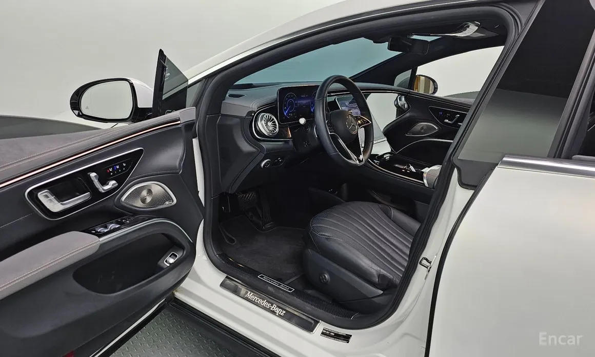 Фото 10 - Mercedes-Benz EQS