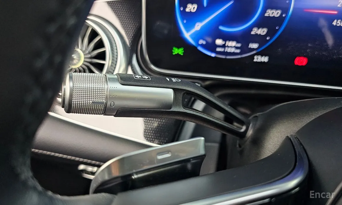 Фото 17 - Mercedes-Benz EQS