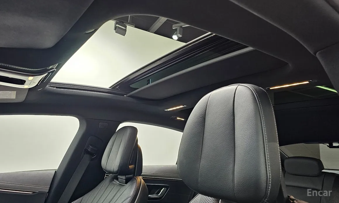 Фото 19 - Mercedes-Benz EQS