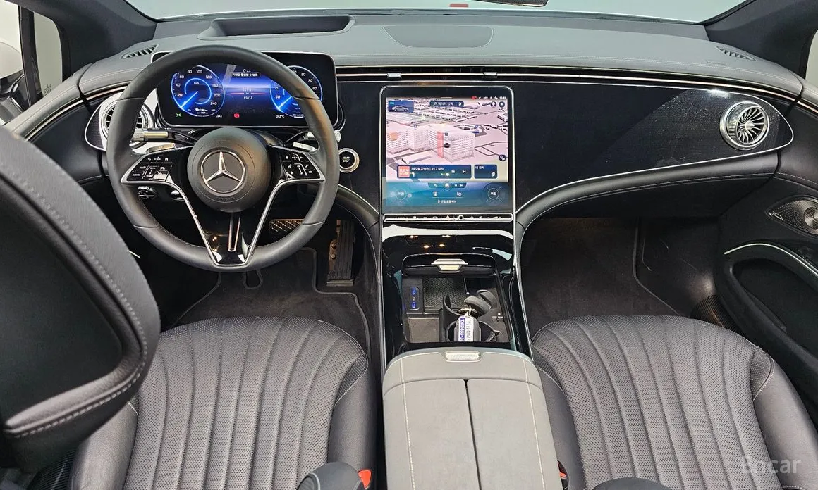 Фото 7 - Mercedes-Benz EQS