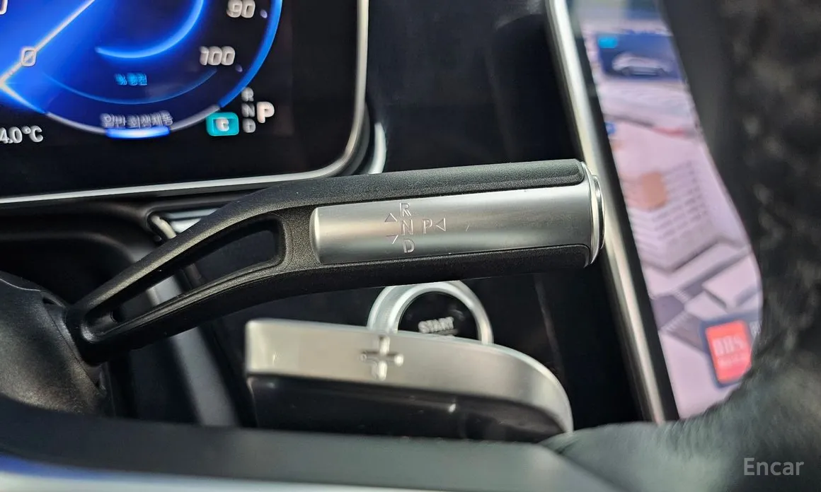 Фото 9 - Mercedes-Benz EQS