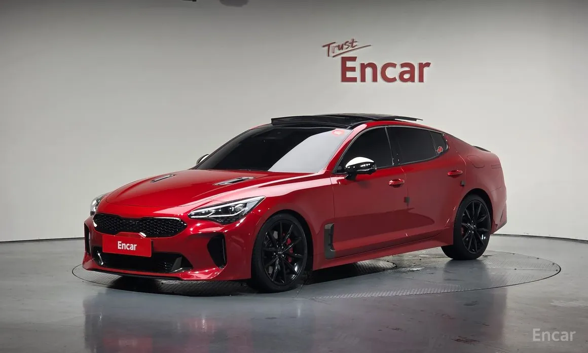 Фото 1 - Kia Stinger