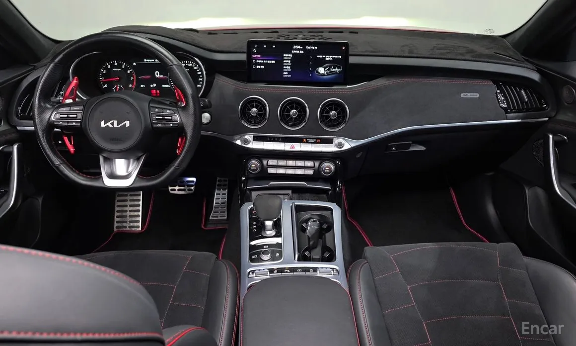 Фото 7 - Kia Stinger